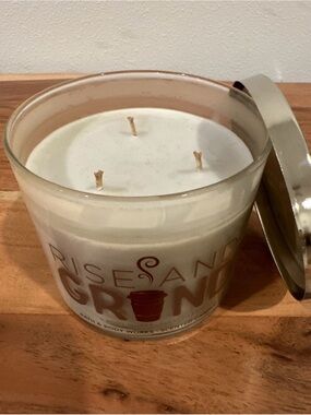 Bath & Body Works: 14.5 Oz 3-Wick Candle: Rise & Grind Paris Cafe